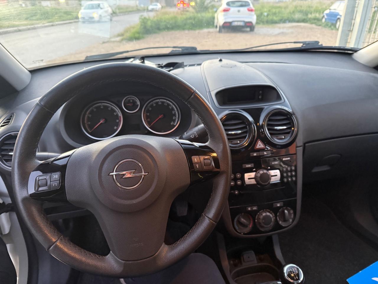 Opel Corsa 1.2 5 porte X neo patentati