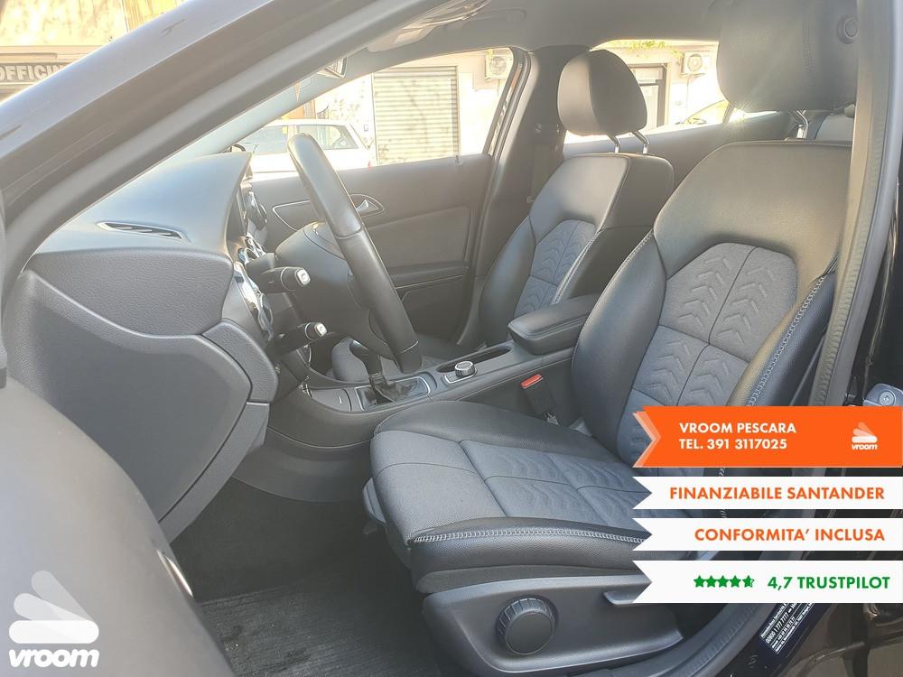 MERCEDES GLA 180 PREMIUM