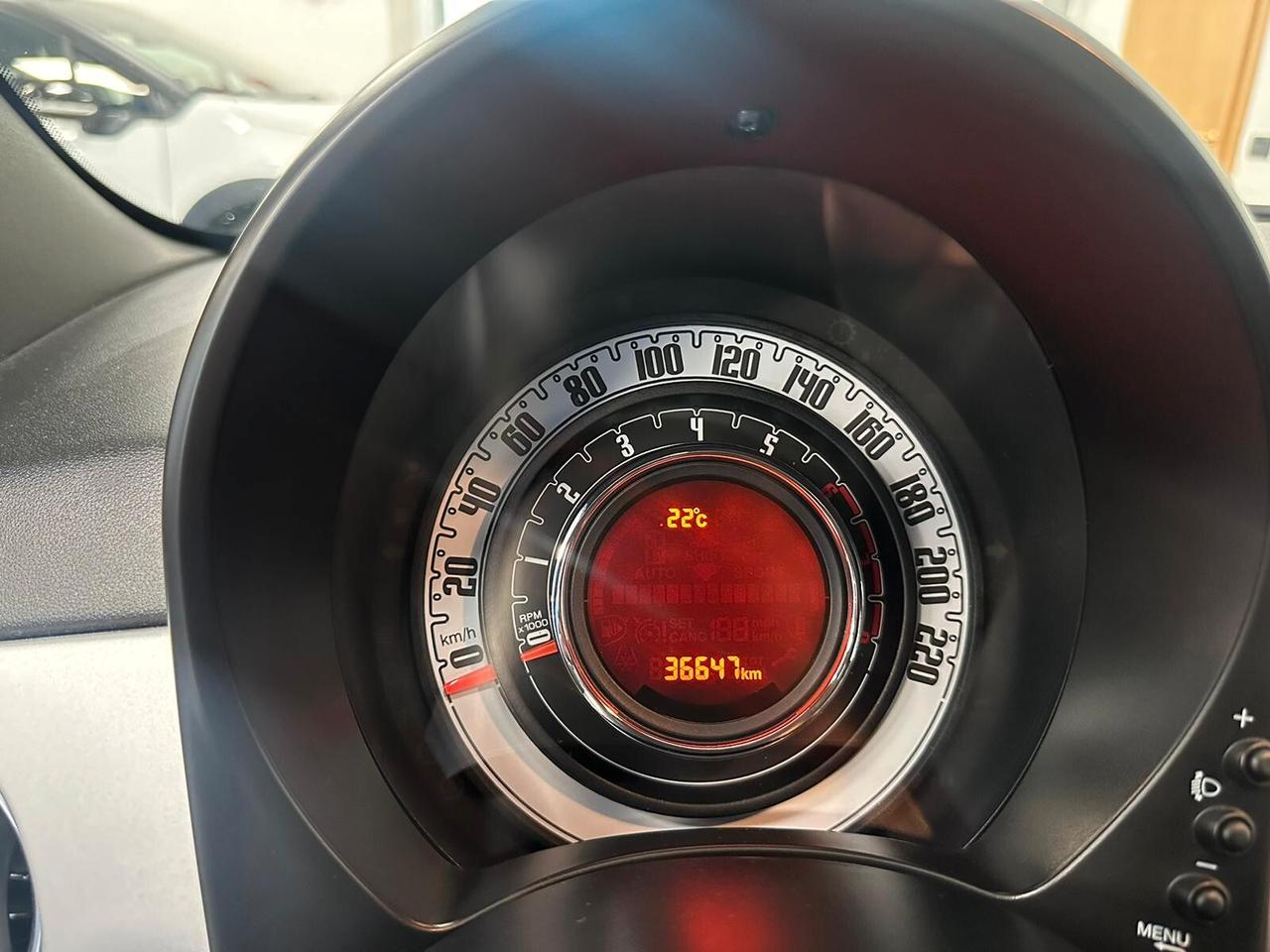 Fiat 500 1.0 Hybrid Hey Google