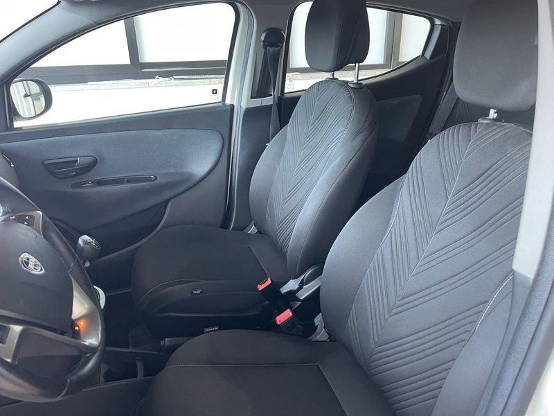 Lancia Ypsilon 1.0 FireFly 70cv S&S Hybrid GOLD PLUS