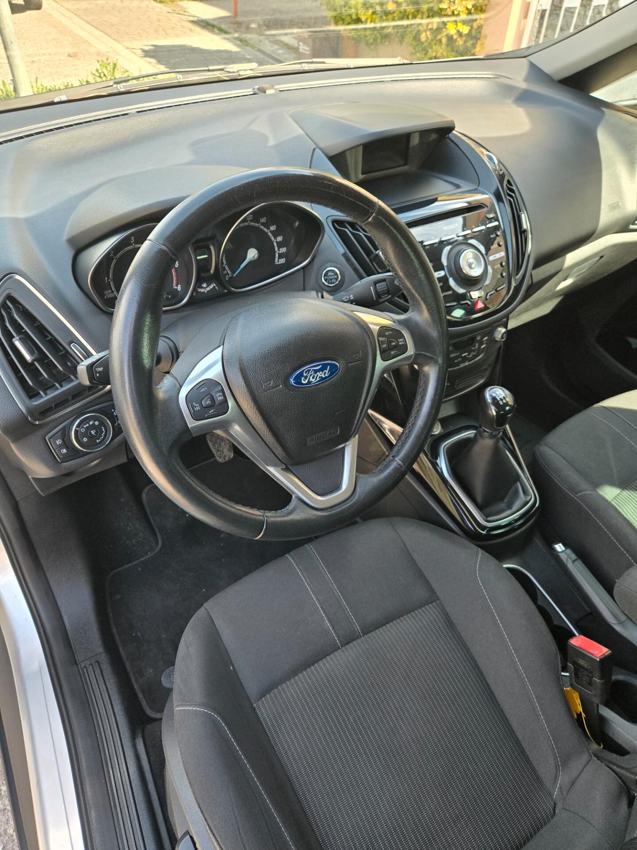 Ford B-Max 1.5 TDCi 75 CV Titanium