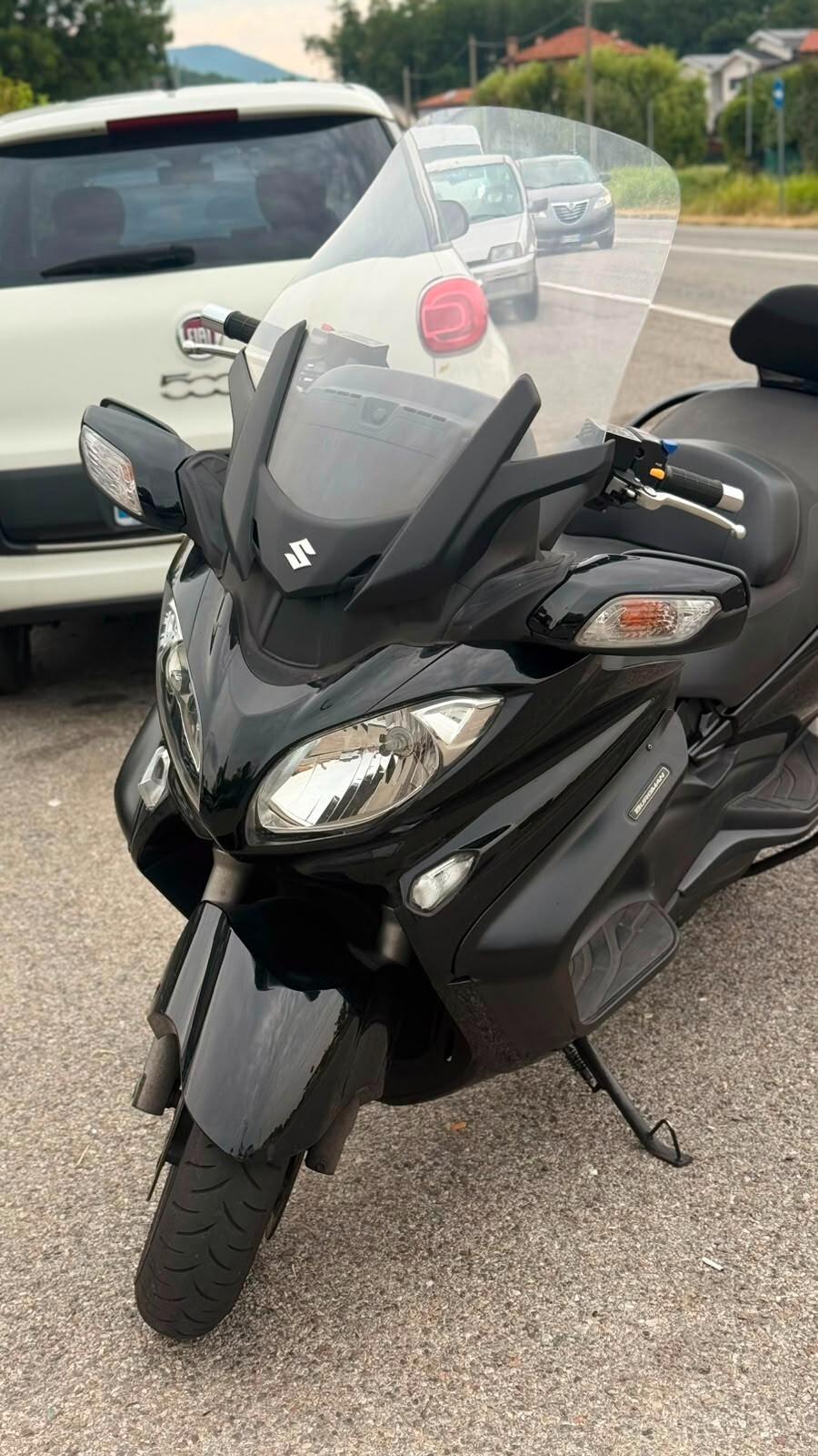 Suzuki Burgman 650 exclusive