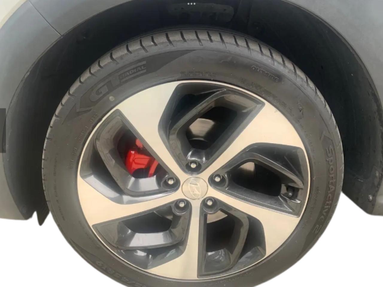 Hyundai Tucson 1.7 CRDi DCT Sound Edition Perfetta