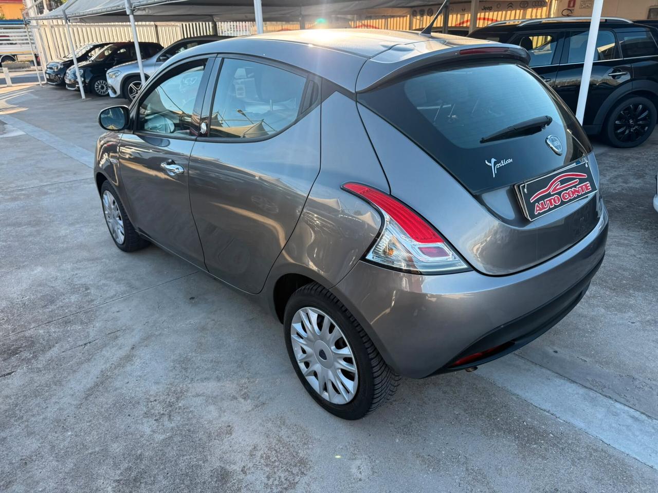 Lancia Ypsilon 1.2 69 CV 5 porte GPL Ecochic Gold