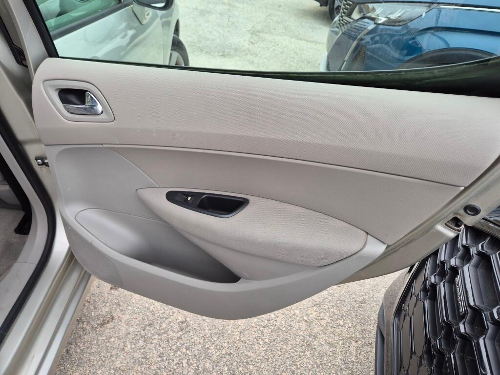 Peugeot 308 1.6 HDi 90CV 5p. Premium