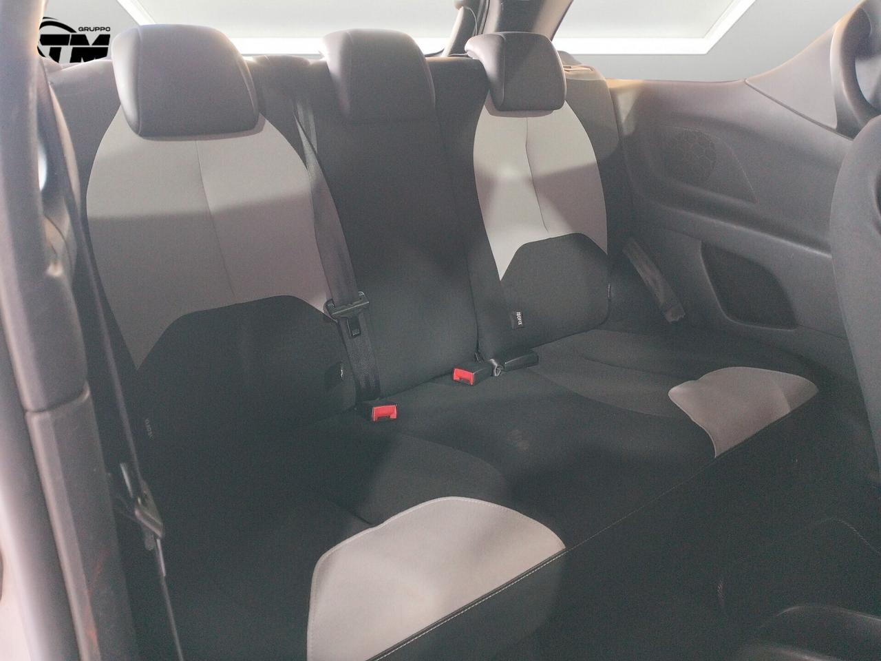 Citroen DS3 1.4 hdi Chic 70cv *NEOPATENTATI*