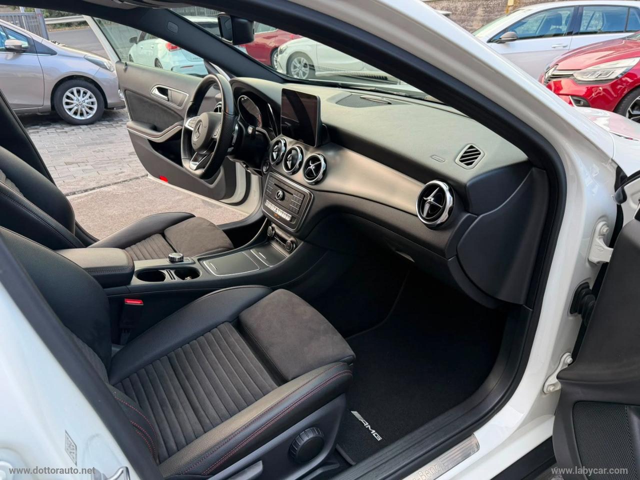 MERCEDES-BENZ GLA 200 d Automatic 4Matic Premium