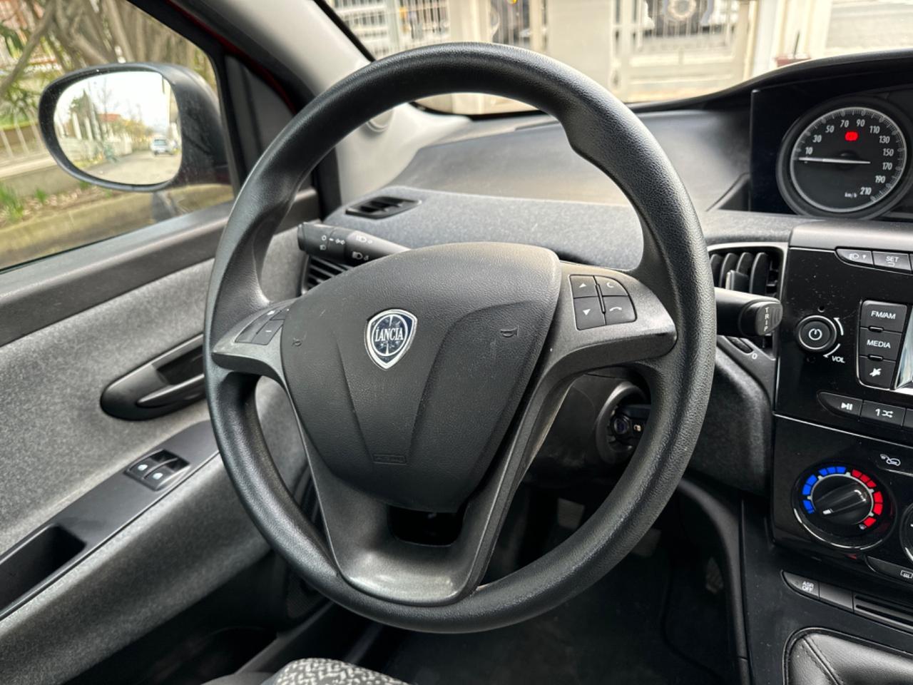 Lancia Ypsilon 1.2 69 CV 5 porte S&S Elefantino Blu