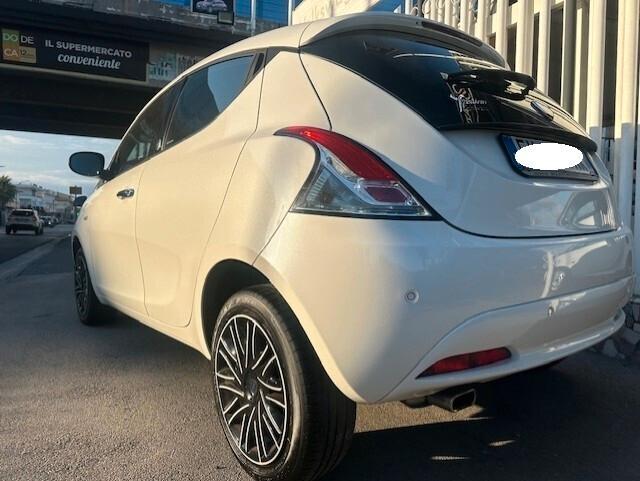 LANCIA YPSILON GPL CASA MADRE 2019