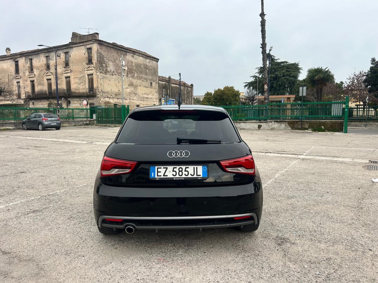Audi A1 1.4 TDI ultra S tronic line