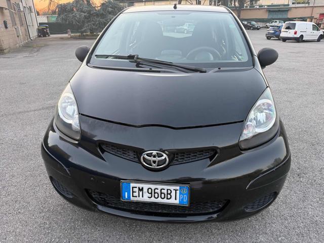 TOYOTA Aygo 1.0 12V VVT-i 5p Deep Ocean Connect Bellissima