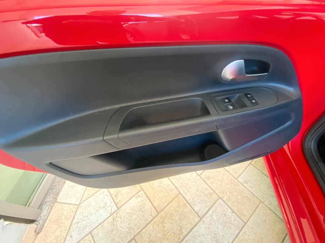 VOLKSWAGEN UP ! 1.0 60 CV 5 PORTE MOVE UP