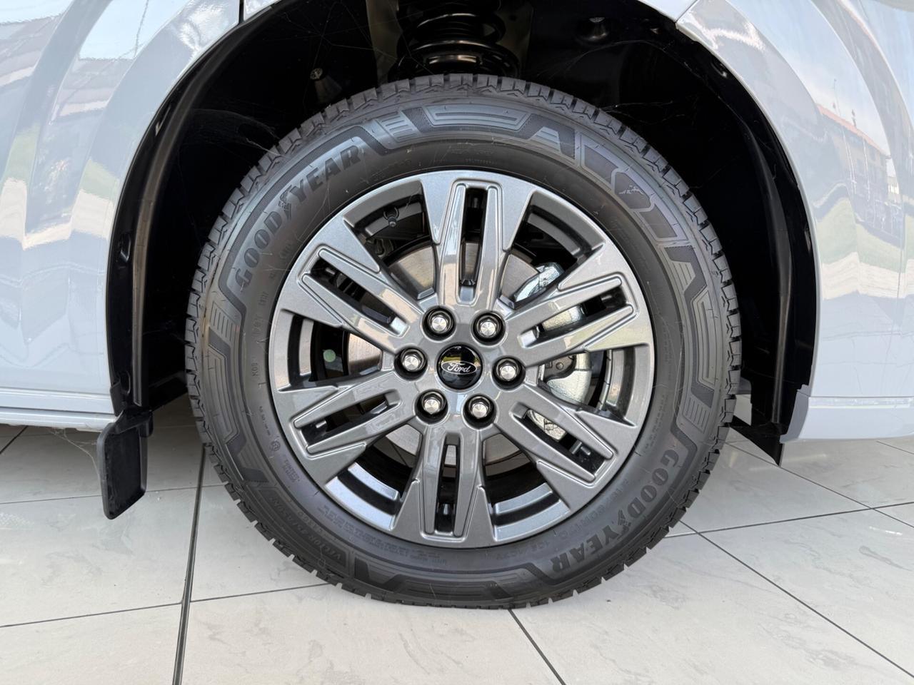 FONT VENDOME X CAPE 90 FORD 4X4 AUTOMATICO