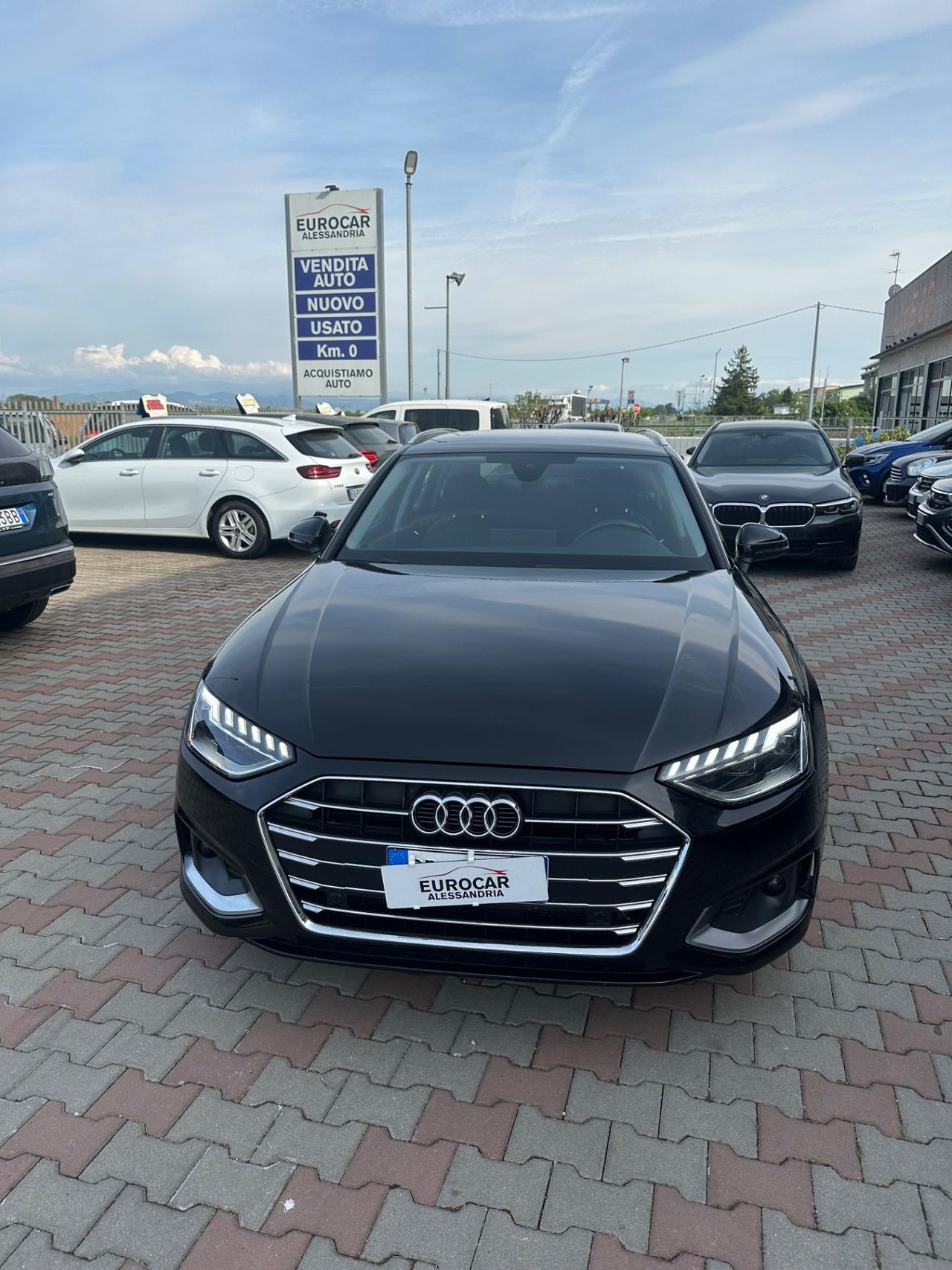 Audi A4 Avant 40 TDI quattro S tronic Business Advanced