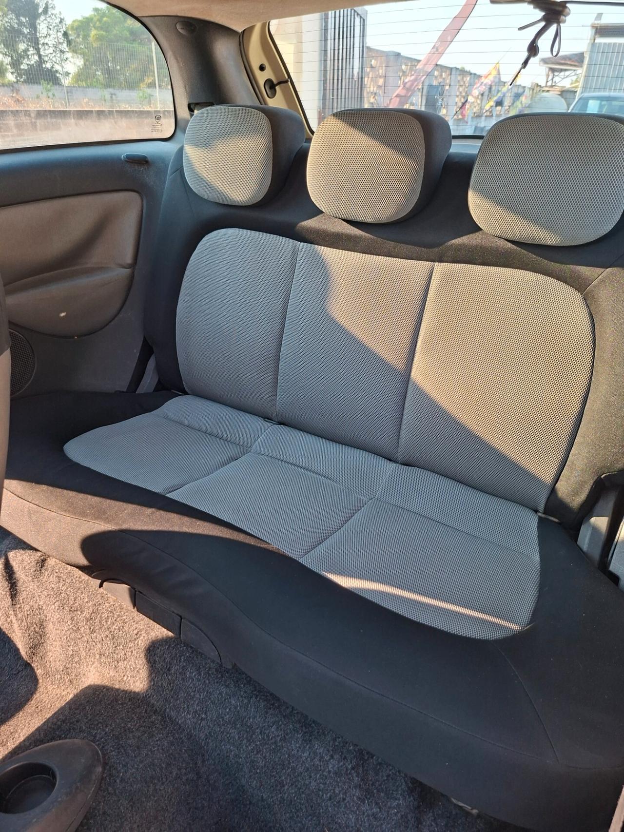 Lancia Ypsilon 1.2 Argento