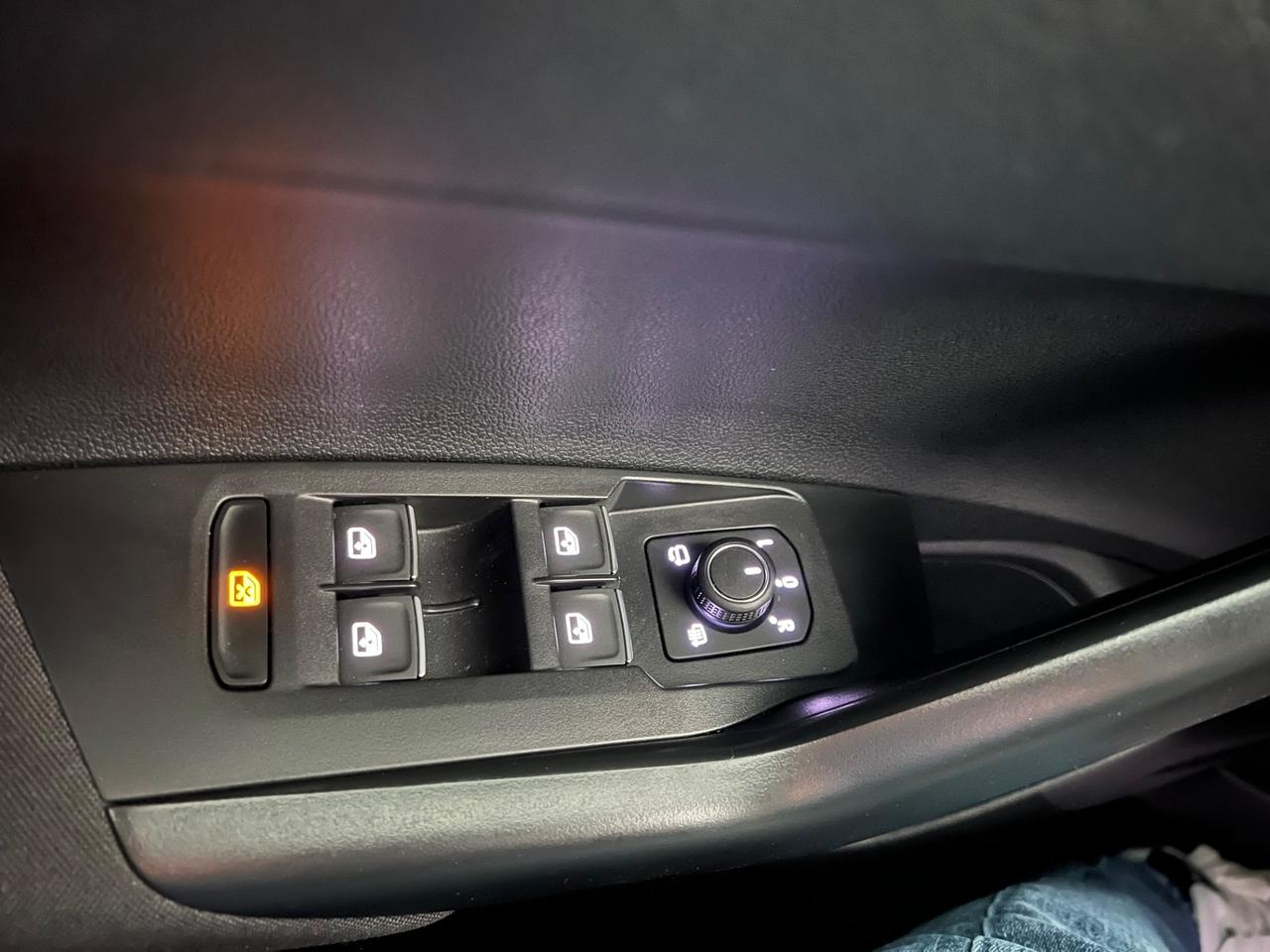 Volkswagen Taigo 1.0 TSI 115 CV R-Line