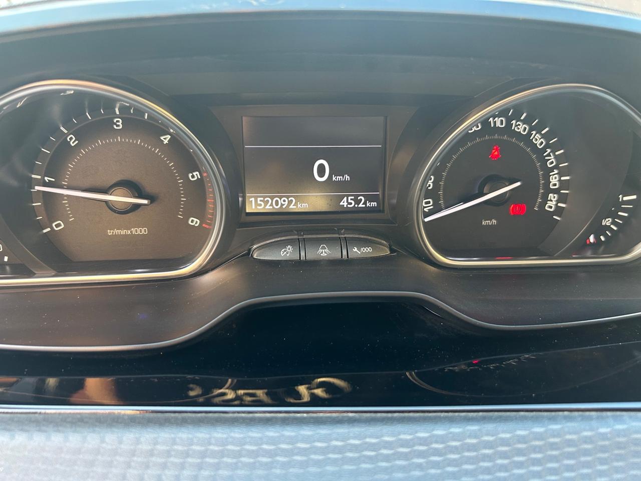 Peugeot 2008 1.6 e-HDi 92 CV Stop&Start Allure
