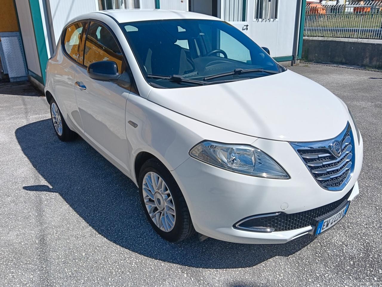 Lancia Ypsilon 1.3 MJT 16V 95 CV 5 porte S&S Gold
