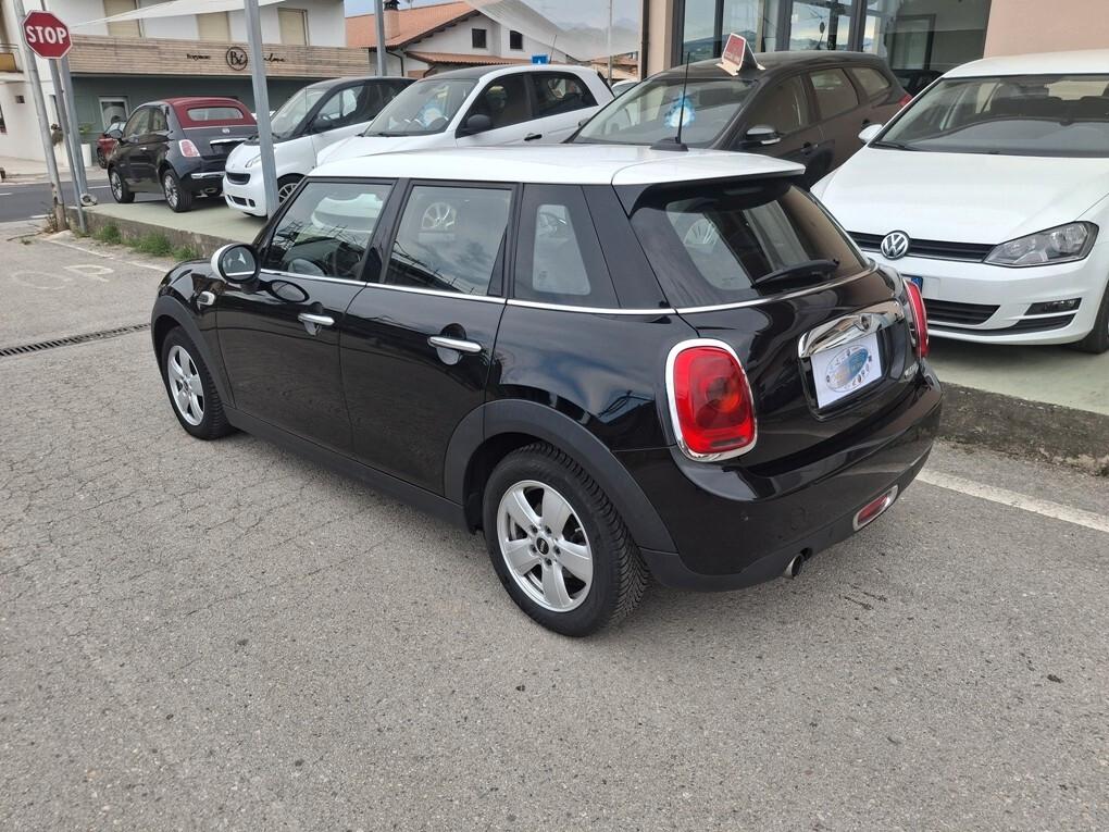 Mini Cooper D 5 porte