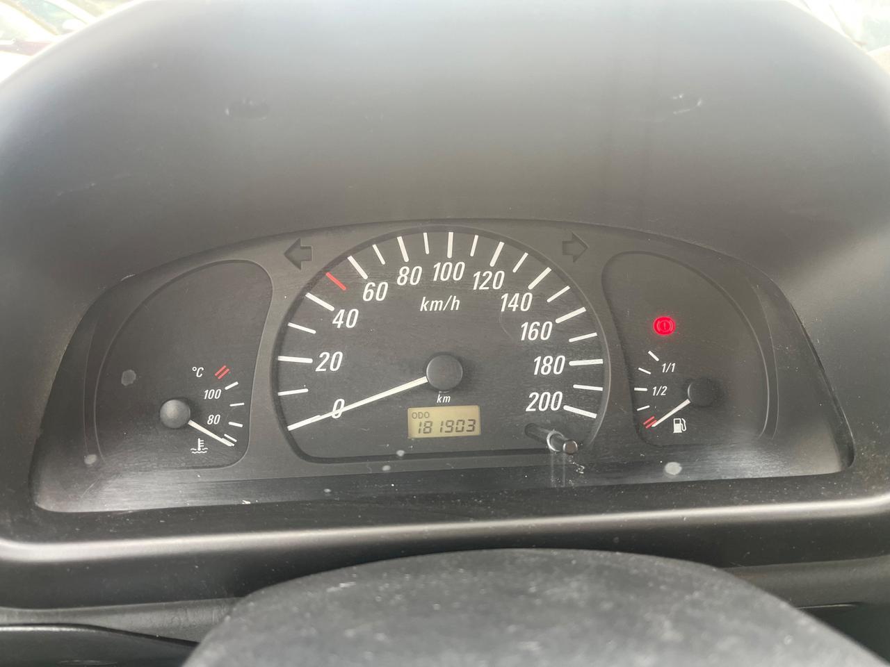 Opel Agila 1.0 12V Comfort