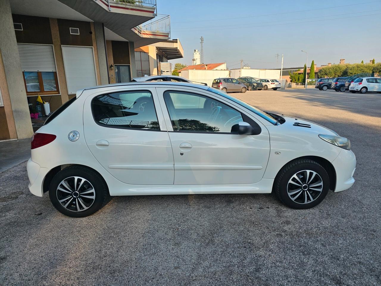 Peugeot 206+ GPL - Neopatentati