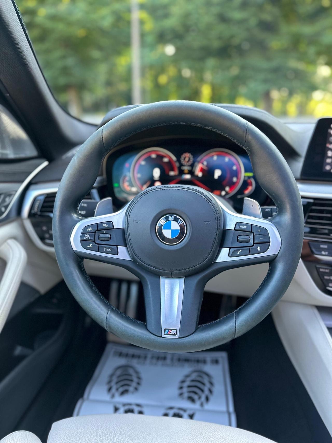 Bmw 530 530d xDrive Touring Msport