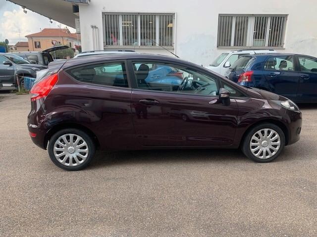 Ford Fiesta 1.2 16v Titanium NEOPATENTATI