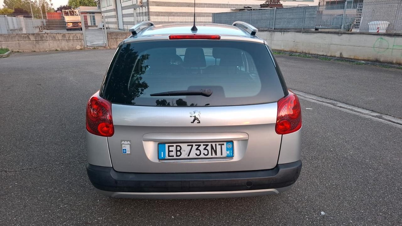 Peugeot 207 1.4 SW SOLAMENTE 65.000 KM