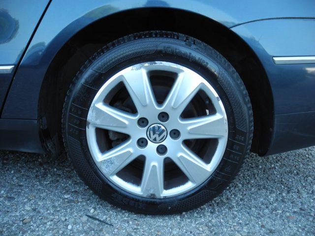 VOLKSWAGEN Passat Variant 2.0 TDI DPF DSG Highline -Ok NEOPAT.- UniPROPRIET.