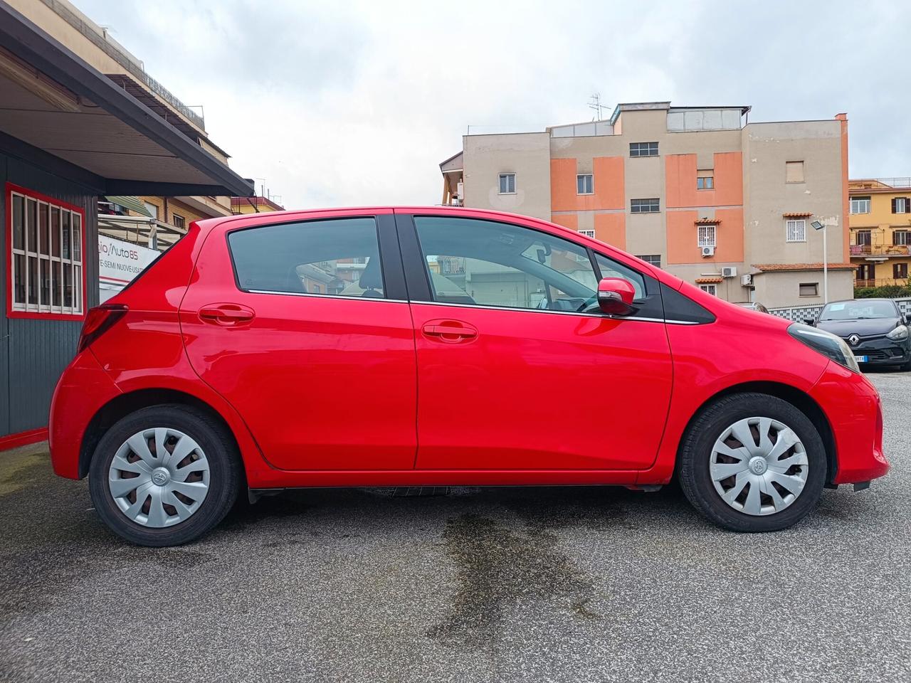 Toyota Yaris 1.0 5 porte Active