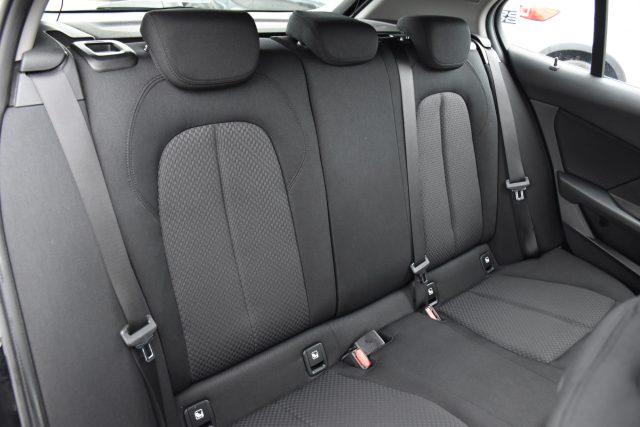 BMW 116 d 5p. Business Advantage