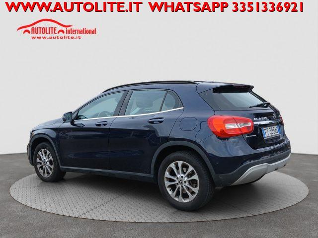 MERCEDES-BENZ GLA 220 Automatic 4Matic Business Extra Sport