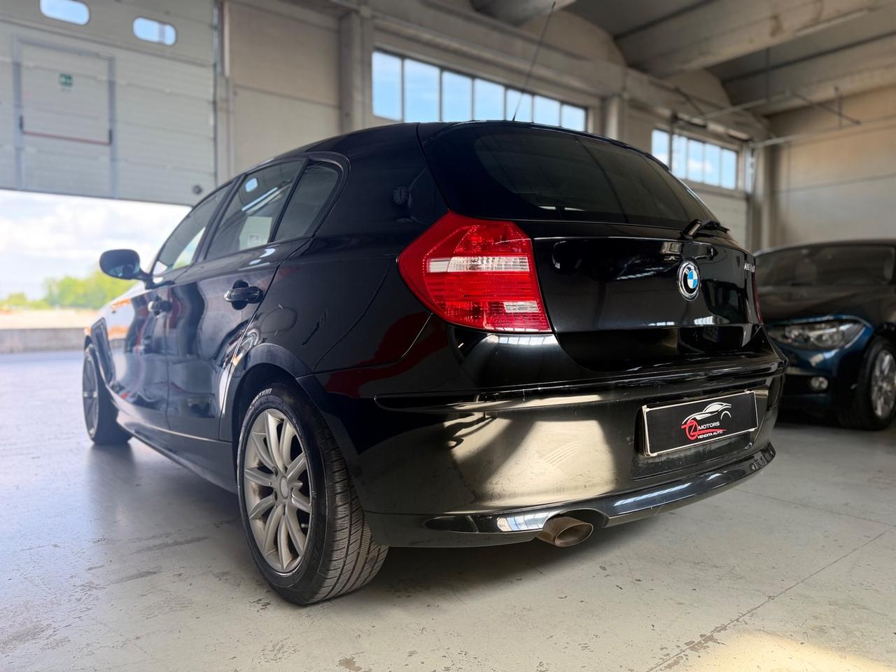 Bmw 118 118d 2.0 143CV cat 5 porte Attiva NEOPATENTATI