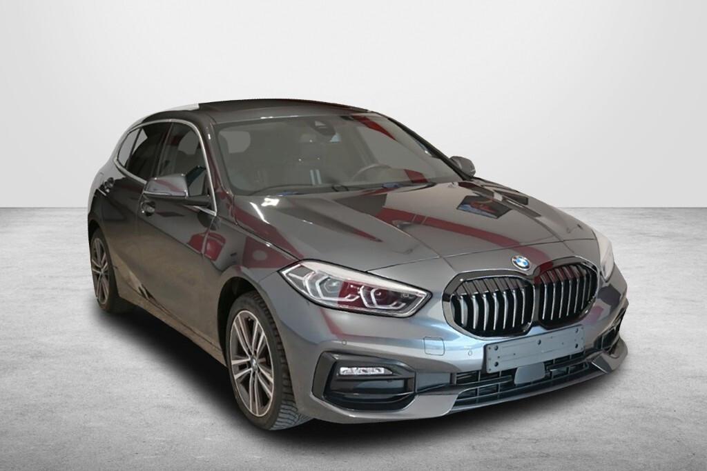 BMW 116D 115CV 6M. SPORT LINE ( FARI LED - BMW DIGITAL COCKPIT - HEAD-UP DISPLAY - TETTO PANORAMICO APR. - AMBIENT LIGHTS - SPORT INTERIOR - CRUISE - NAVI - MIRROR - PARK ASSISTANT - TELECAMERA POST. - CERCHI 17 )