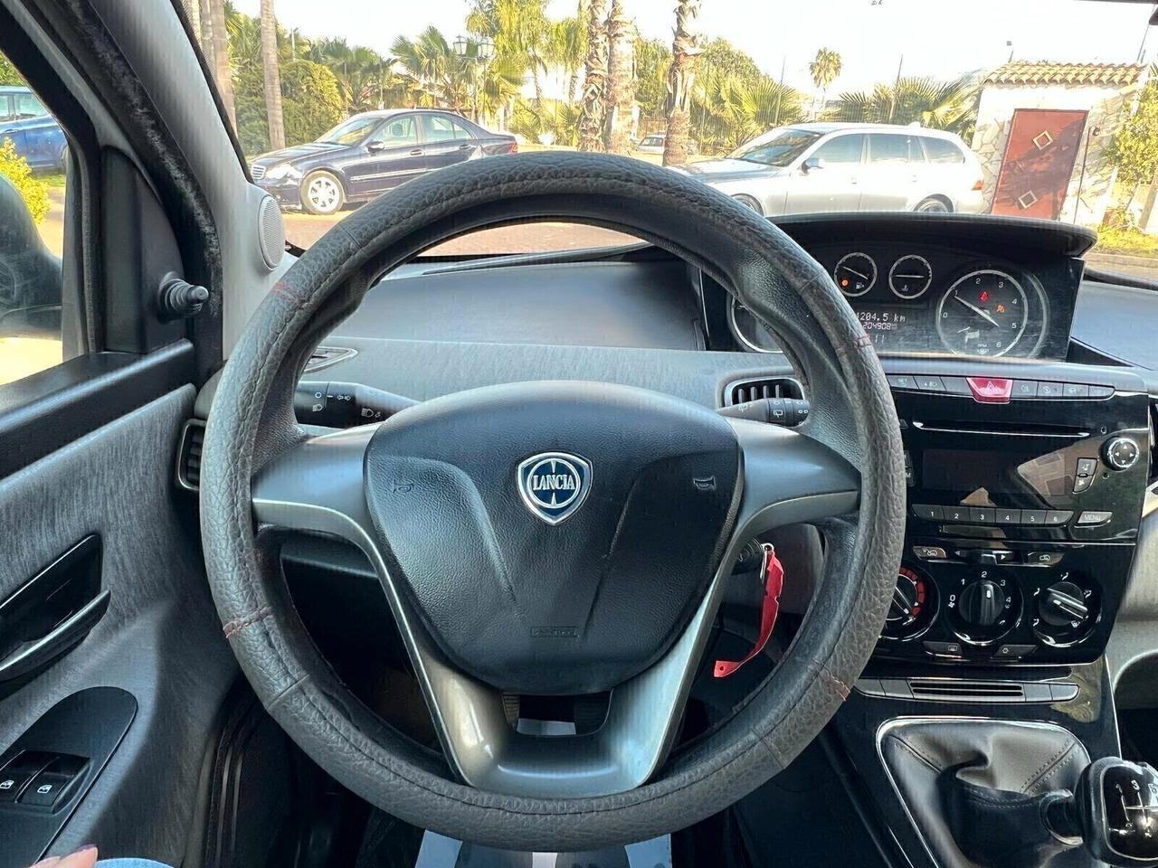 Lancia Ypsilon 1.3 MJT 16V 95 CV 5 porte S&S Gold