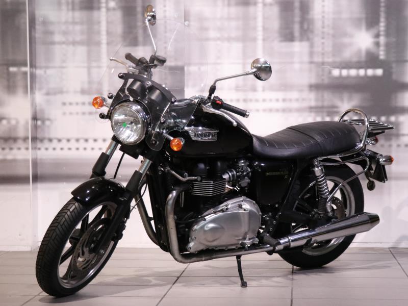 Triumph Bonneville 865 SE