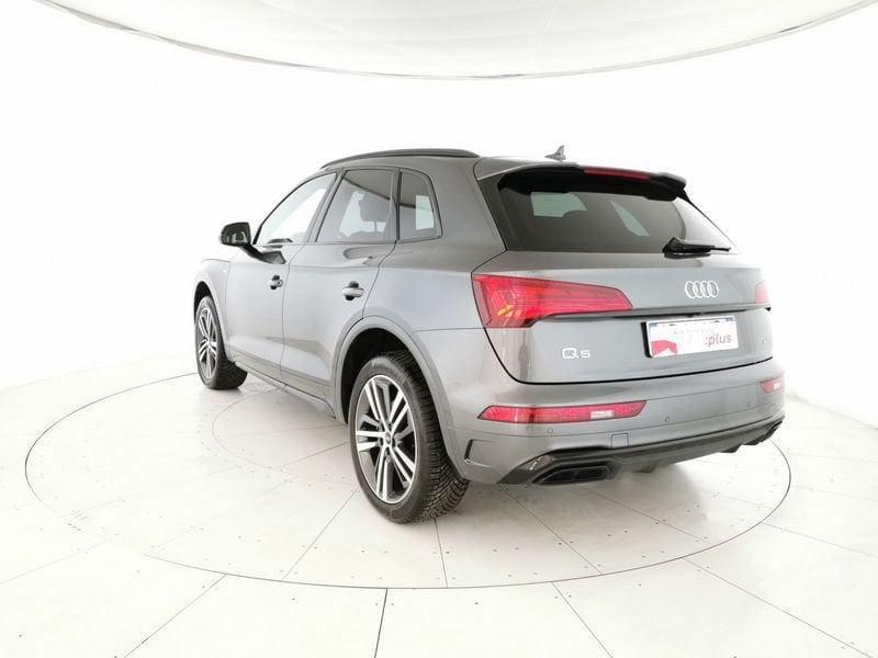 Audi Q5 40 2.0 tdi mhev 12V S line quattro s-tronic