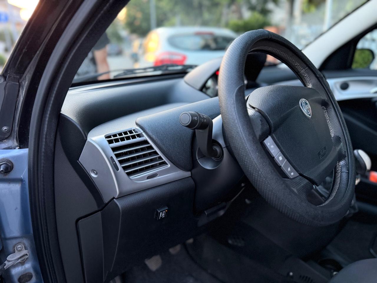 Lancia Ypsilon 1.4 Oro Ecochic GPL