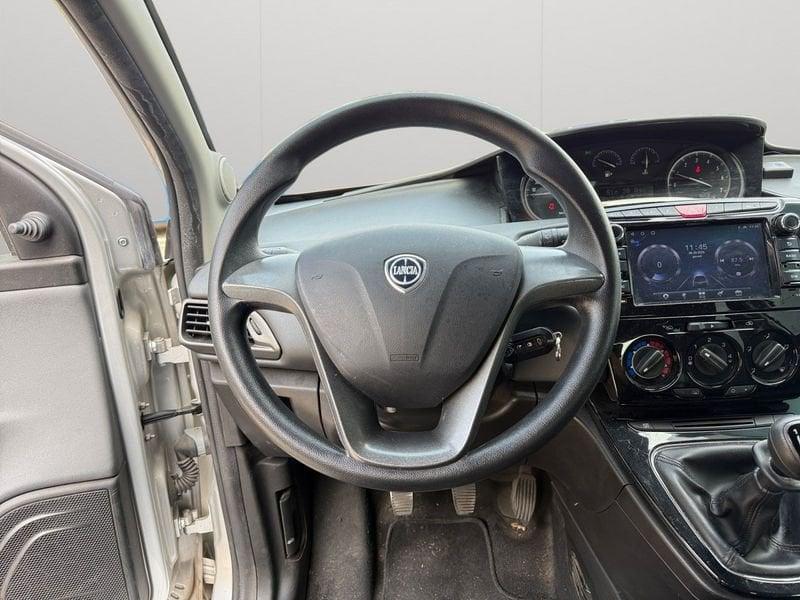 Lancia Ypsilon 1.2 5P Silver