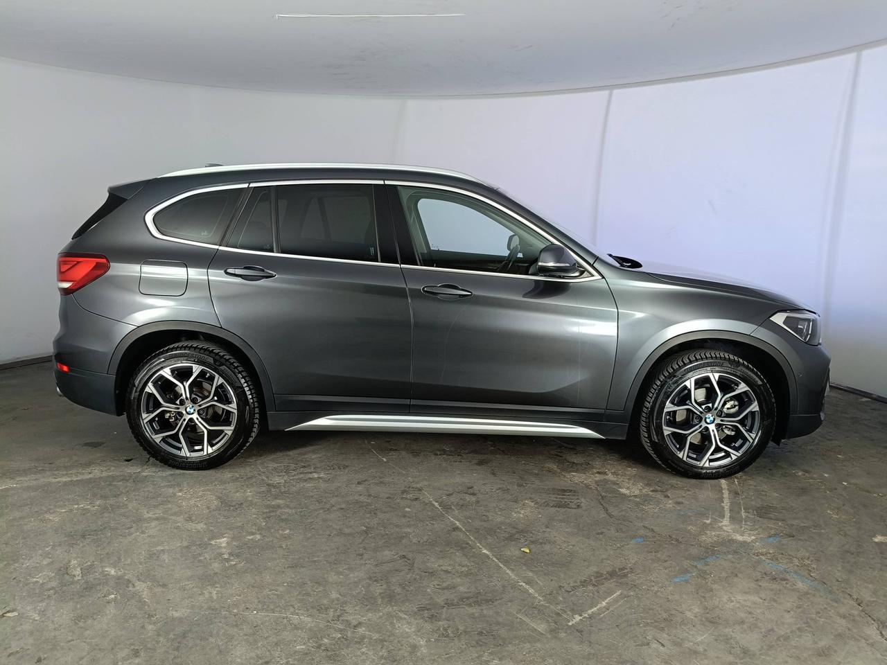 BMW X1 F48 2019 - X1 sdrive18d xLine auto