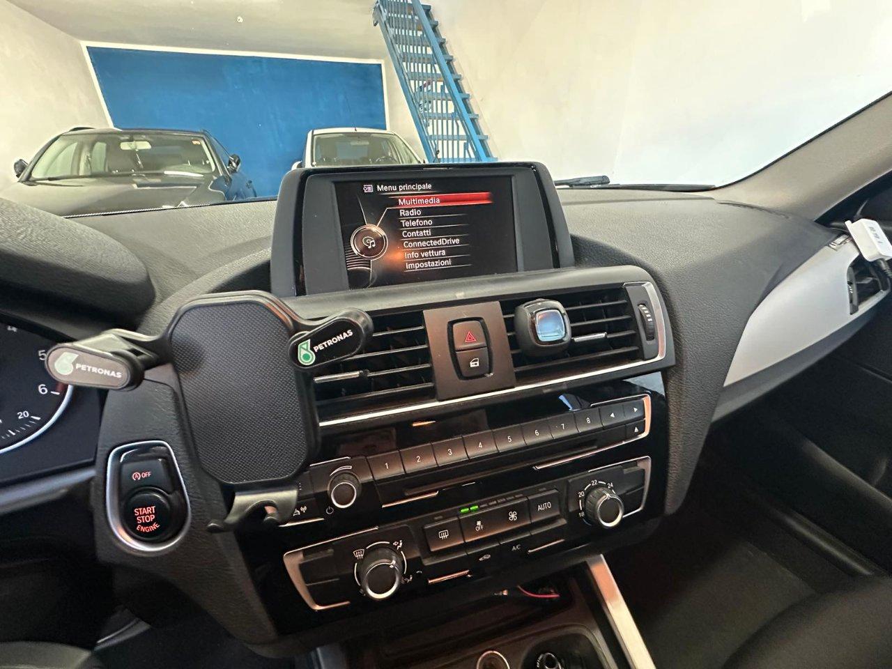 BMW 114 d Sport 5p