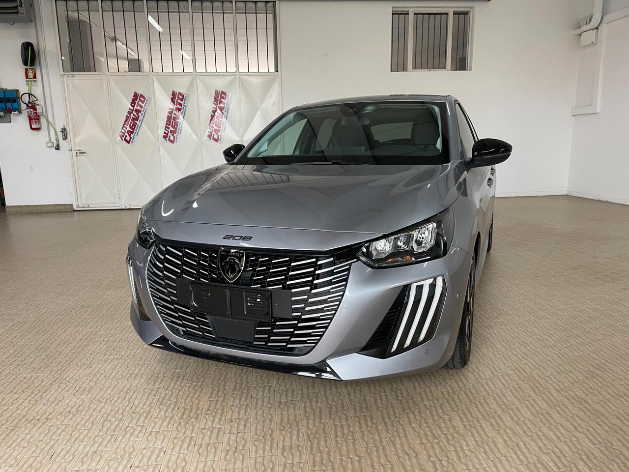 Peugeot 208 PureTech 100cv 5 porte Allure