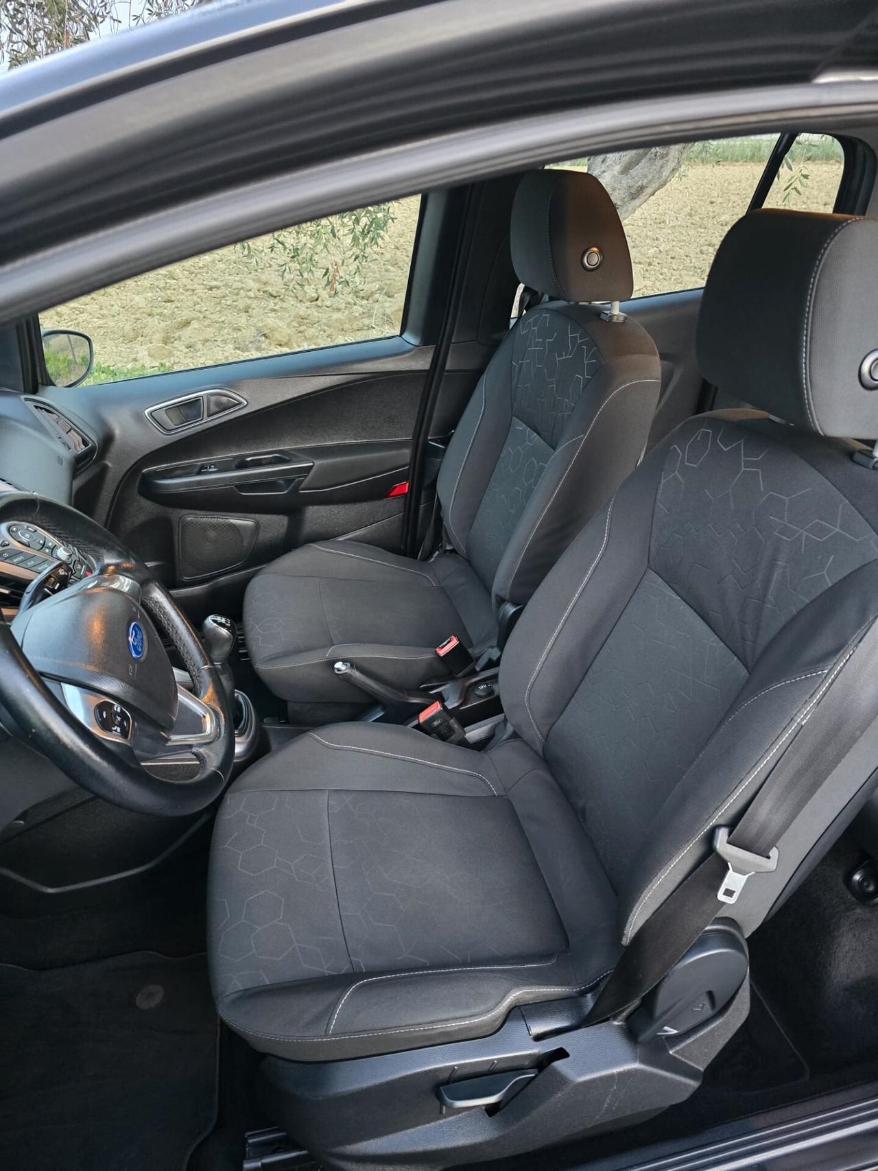 Ford B-Max 1.5 TDCi 75 CV . 2017 .GARANZIA
