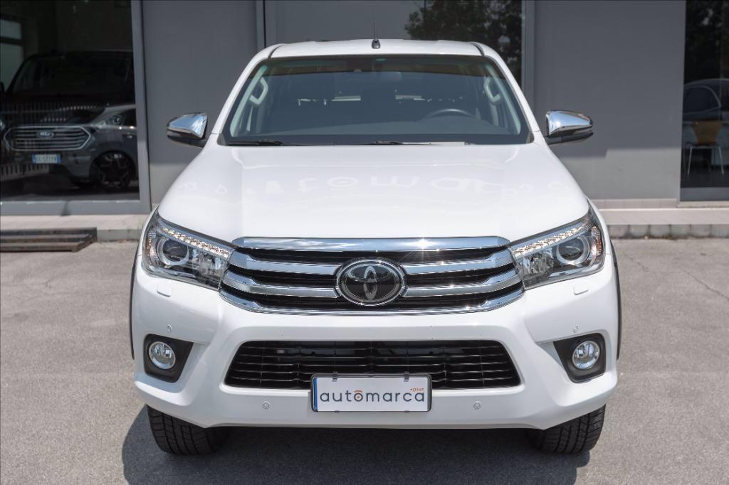 TOYOTA Hilux 2.4 d-4d double cab Comfort 4wd del 2018