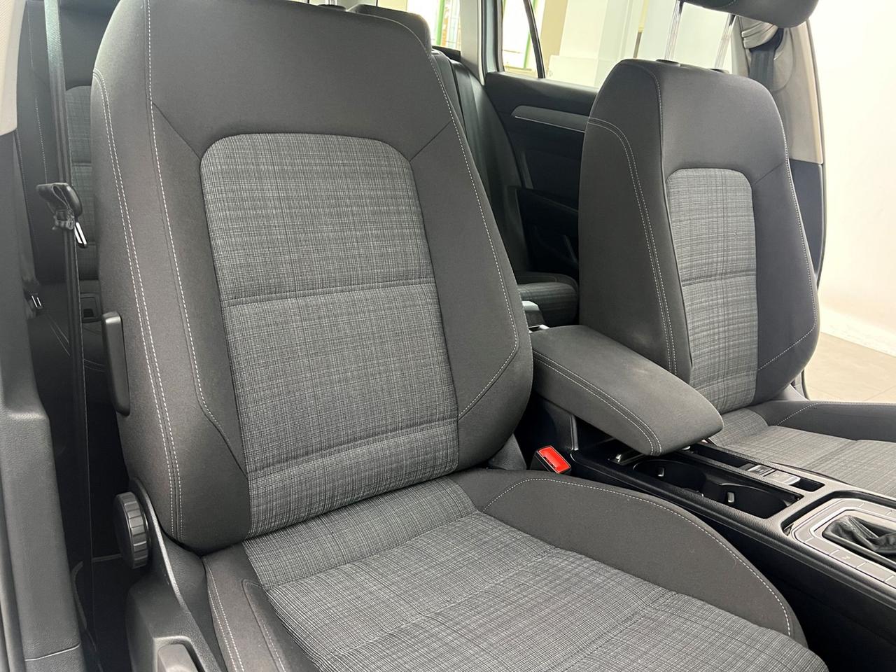 VOLKSWAGEN Passat VIII 2019 Variant Passat Variant 2.0 tdi Business 122cv dsg