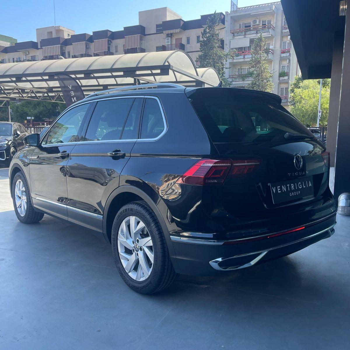 VOLKSWAGEN - Tiguan - 2.0 TDI DSG Advanced BMT