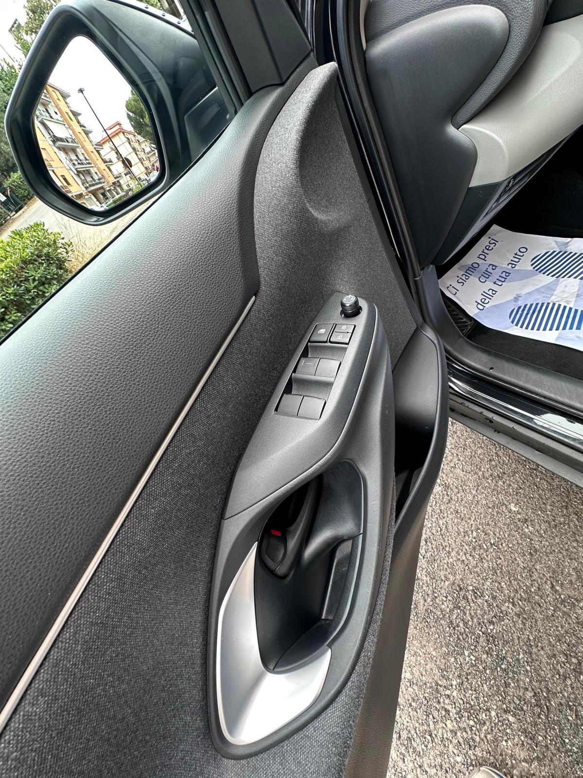 Toyota Yaris Cross 1.5 Hybrid 5p. E-CVT Business