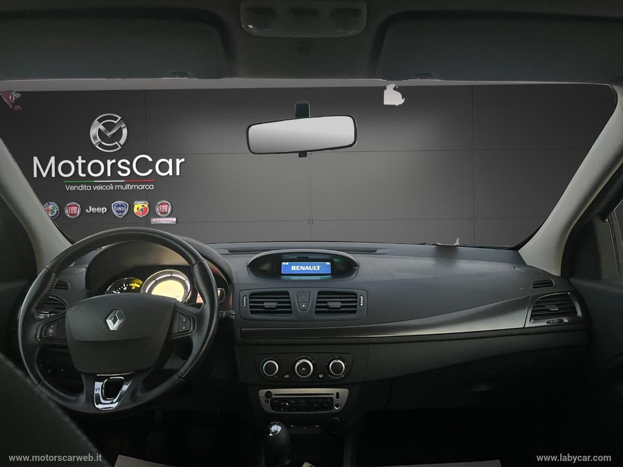 RENAULT Mégane 1.5 dCi 95 CV Wave