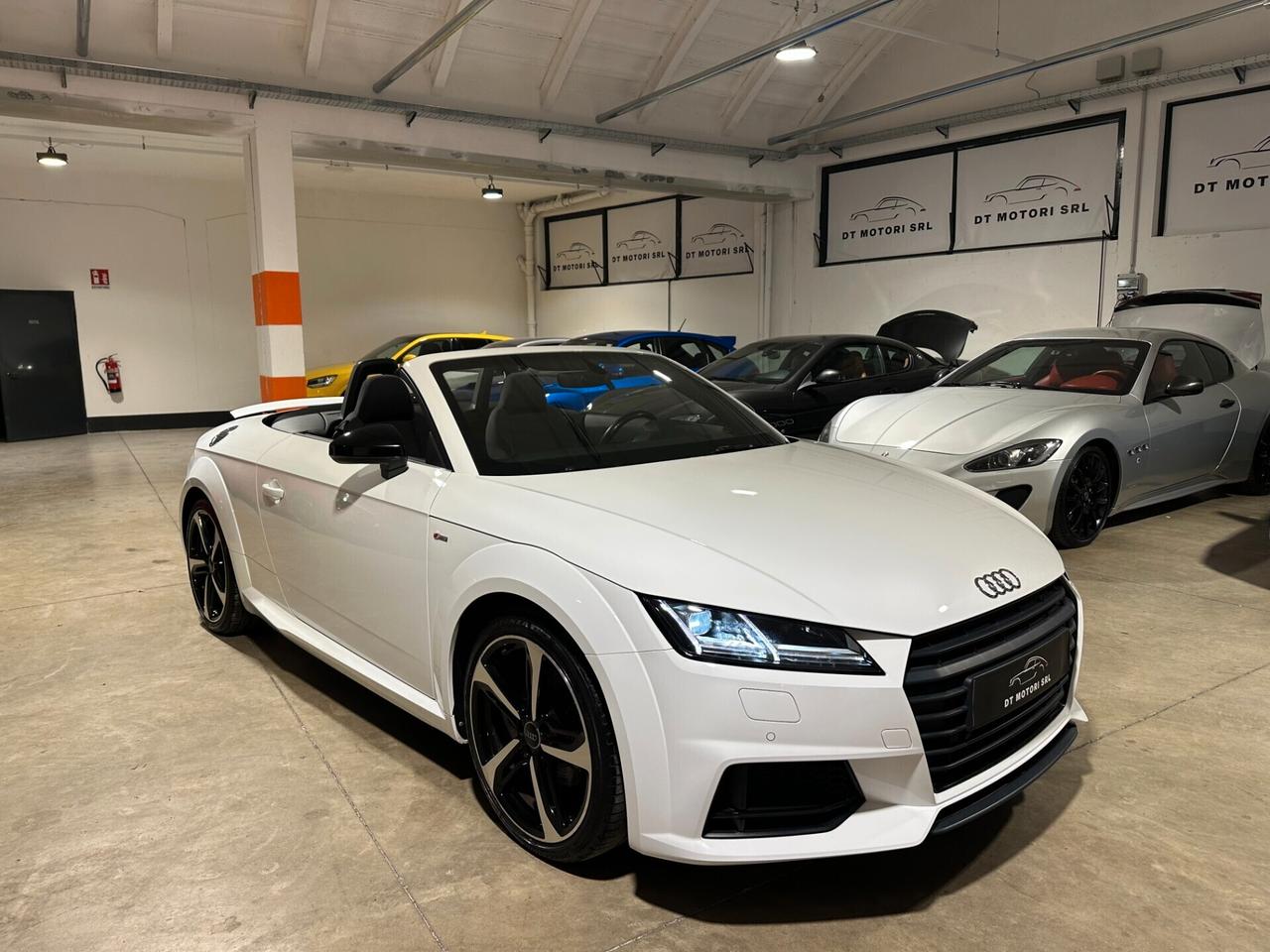 Audi TT Roadster 1.8 TFSI S tronic line CABRIO -CERCHI 19' RS