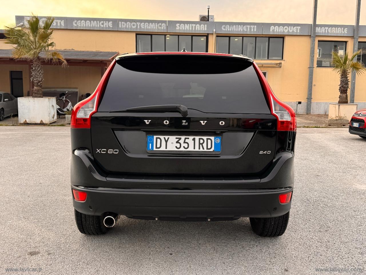 VOLVO XC60 D4 Geartronic Momentum